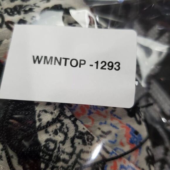 Maurices 0/1x Plus Black Fringe Cover Top - Picture 5 of 5